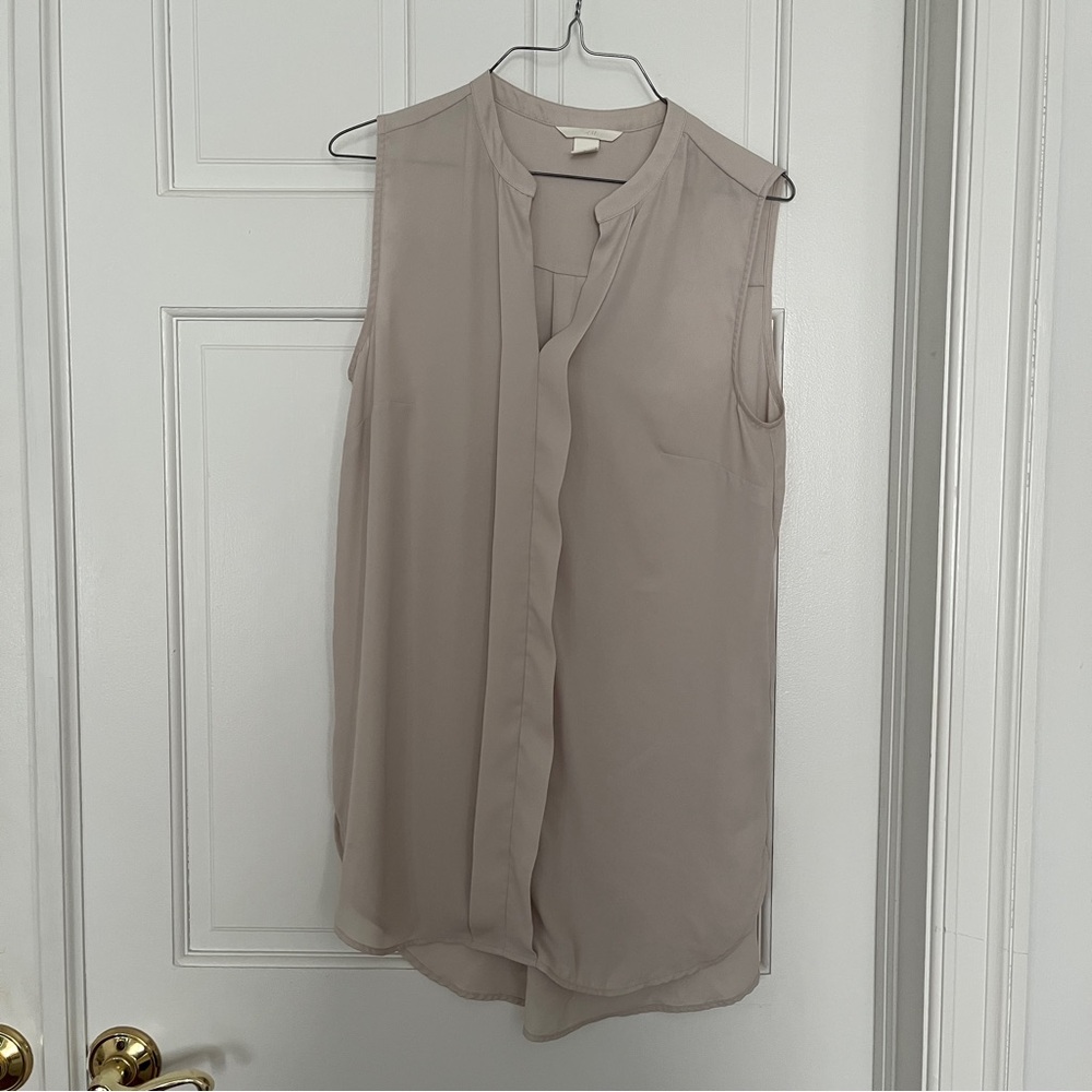 H&M Elegant Sleeveless Blouse - Light Gray